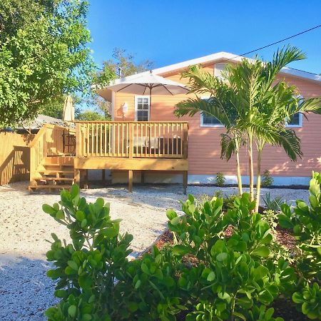 Coastal Studio Escape! North North Naples エクステリア 写真
