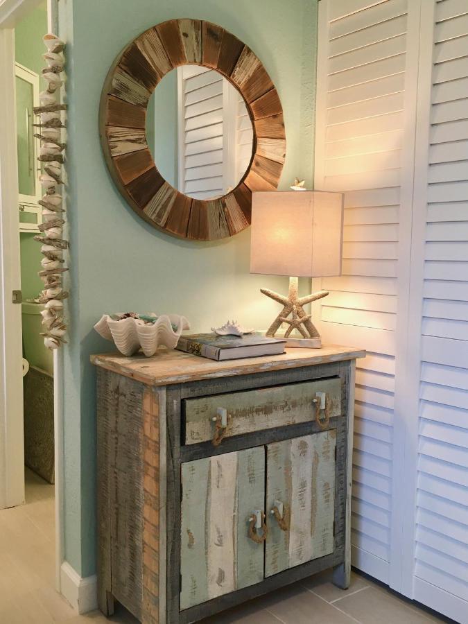 Coastal Studio Escape! North North Naples エクステリア 写真