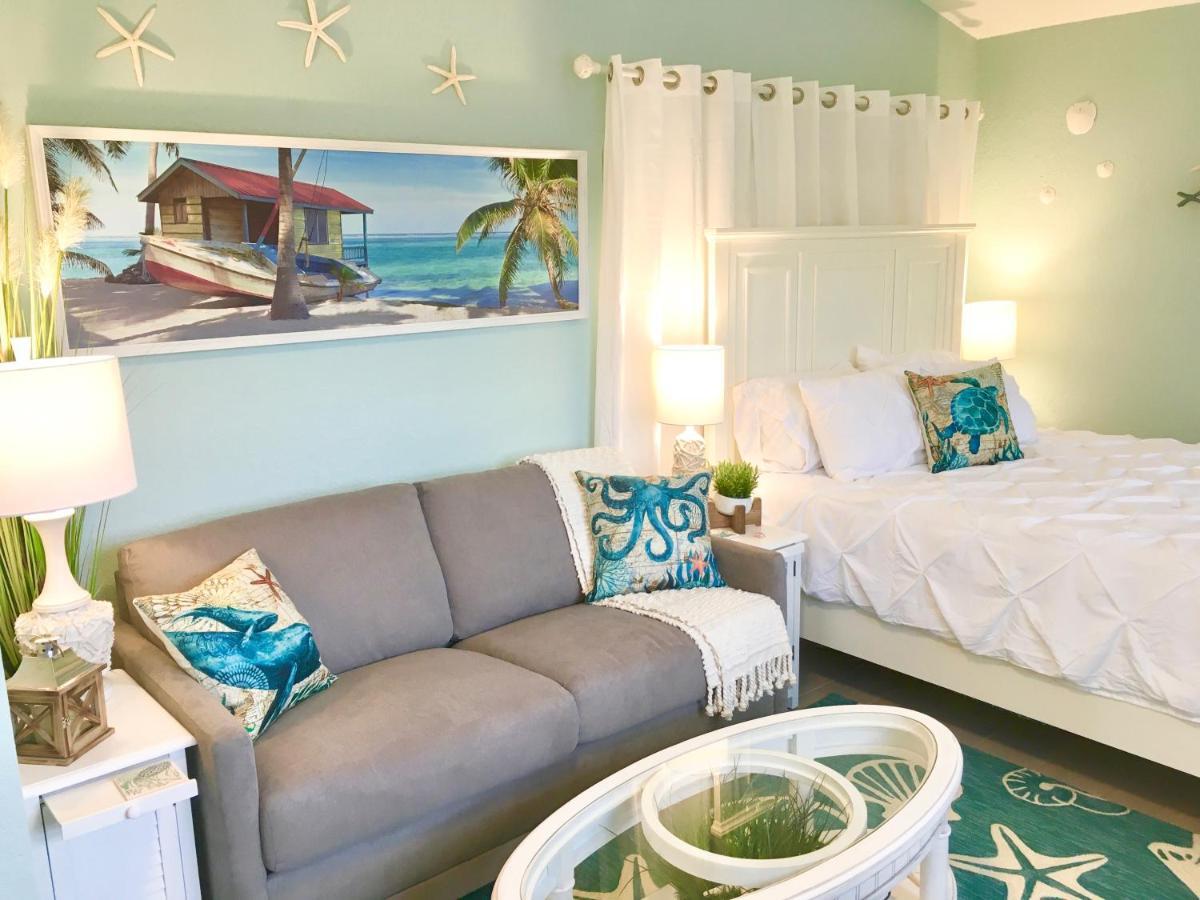 Coastal Studio Escape! North North Naples エクステリア 写真