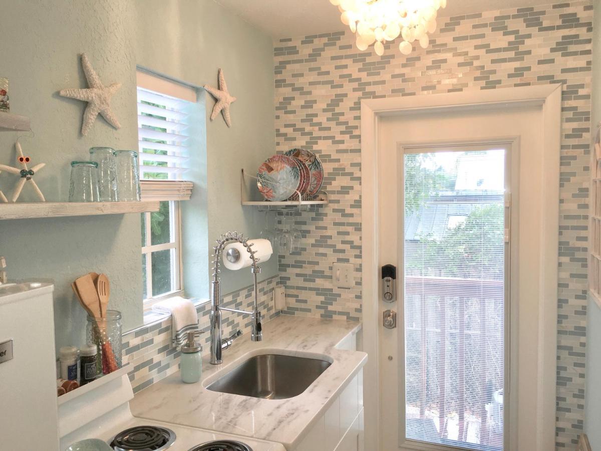Coastal Studio Escape! North North Naples エクステリア 写真