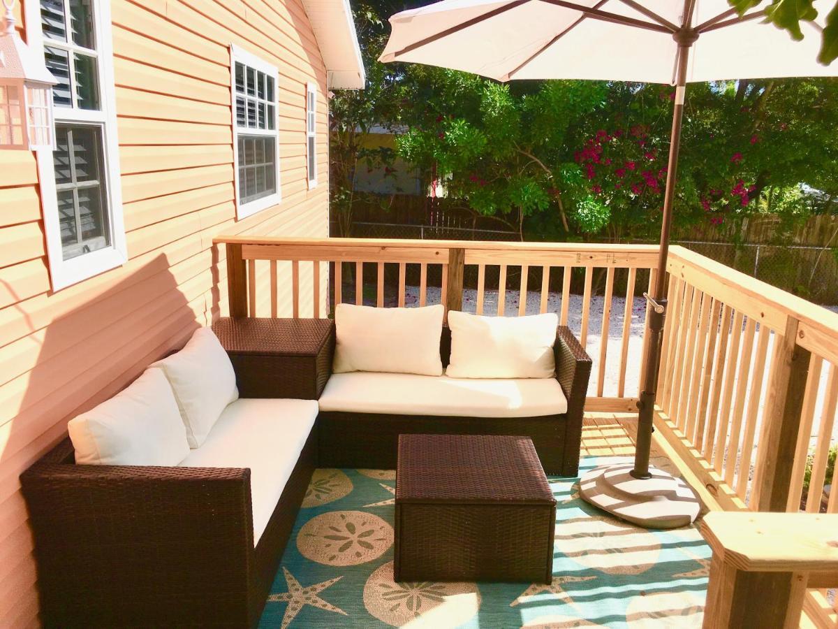 Coastal Studio Escape! North North Naples エクステリア 写真