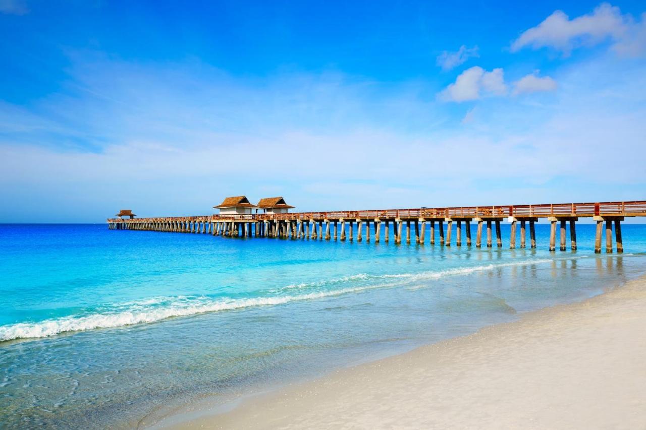 Coastal Studio Escape! North North Naples エクステリア 写真